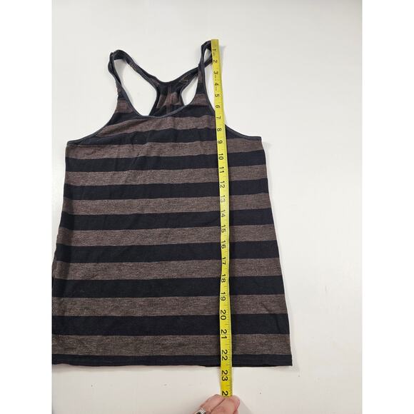 Lot of 2 Lululemon & athleta run cozy light tank and sports bra S Small (6 ?) - Picture 6 of 8